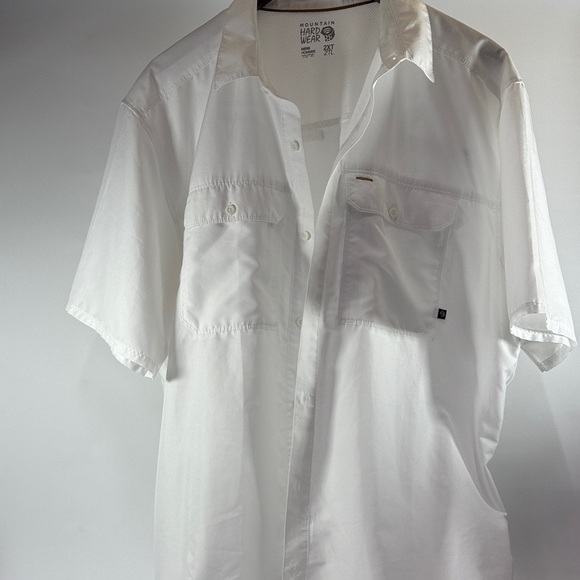 Mountain Hardwear Other - Mountain Hardwear White Casual Button Down Shirt